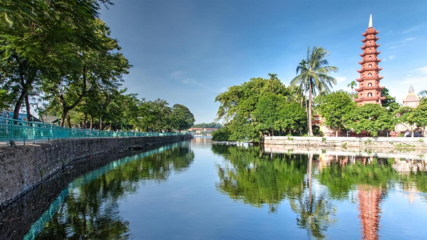 Distance exterior of Tran Quoc Pagoda with a lake near Sunway Hotel Hanoi